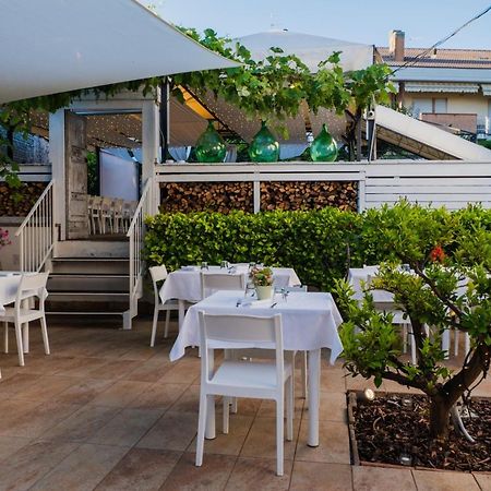 La Taverna Antica Rooms Pescara Ngoại thất bức ảnh